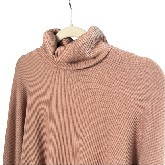 ✨3 for $18 ✨ Sky and Sparrow Tan Cowl Neck Sweater - Picture 2 of 5